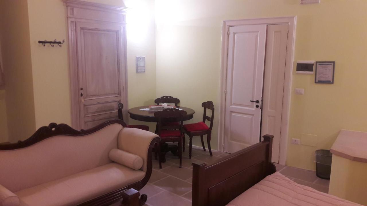 Palazzo Mellacqua Castiglione d'Otranto Eksteriør billede